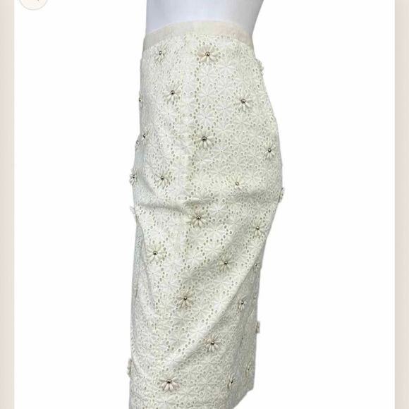 Talbots 6P Cream Eyelet Lace Studded Floral Elegant Knee-Length Pencil Skirt - Picture 4 of 4